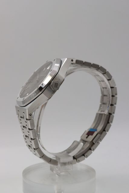 Audemars Piguet Royal Oak 15500ST.OO.1220ST.02 Image 2